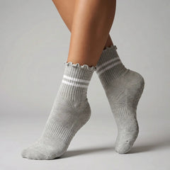 EOVII Non - Slip Lettuce Edge Pilates Grip Socks - eovii