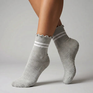 Ruffle Grip Socks – After Dark - eovii