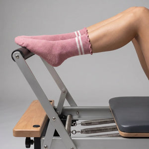 Ruffle Grip Socks – After Dark - eovii